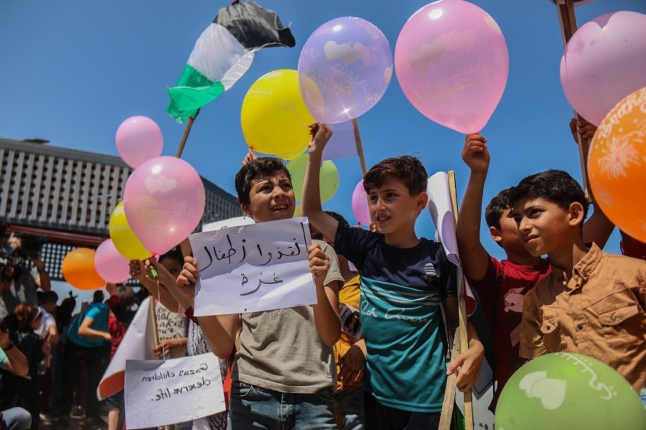Savaşın gölgesinde geçen çocukluk