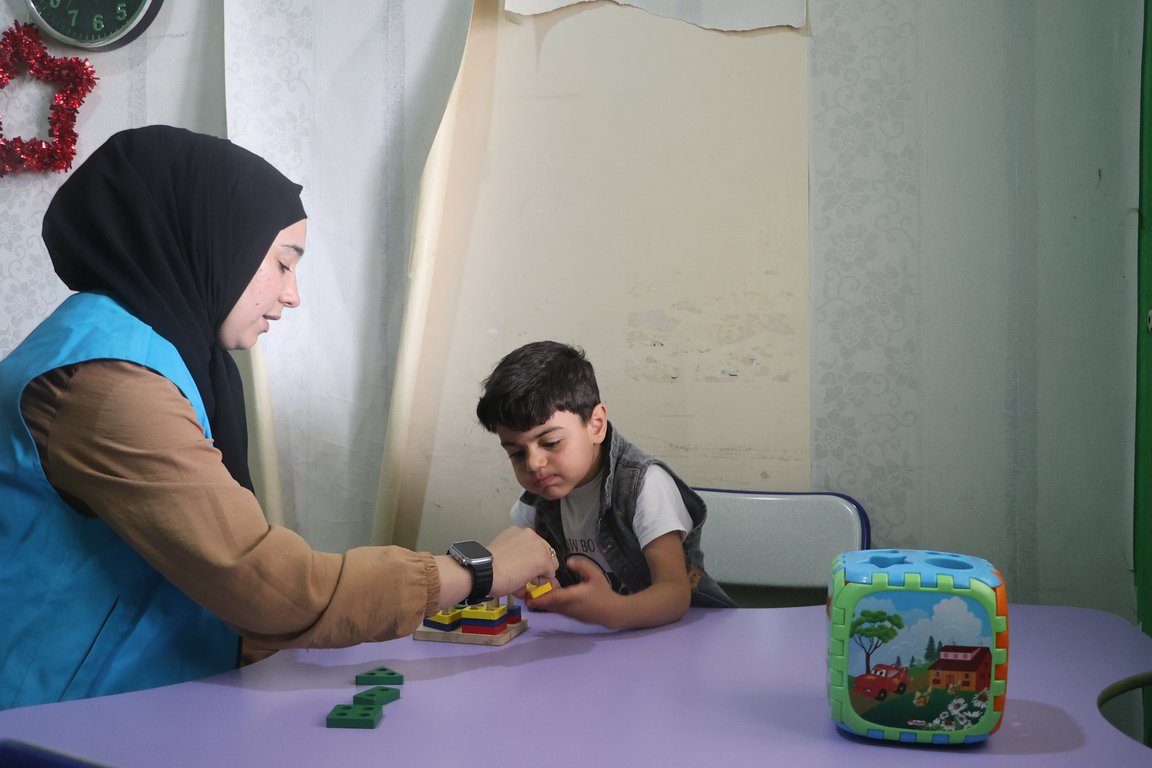 Savaşın gölgesinde geçen çocukluk